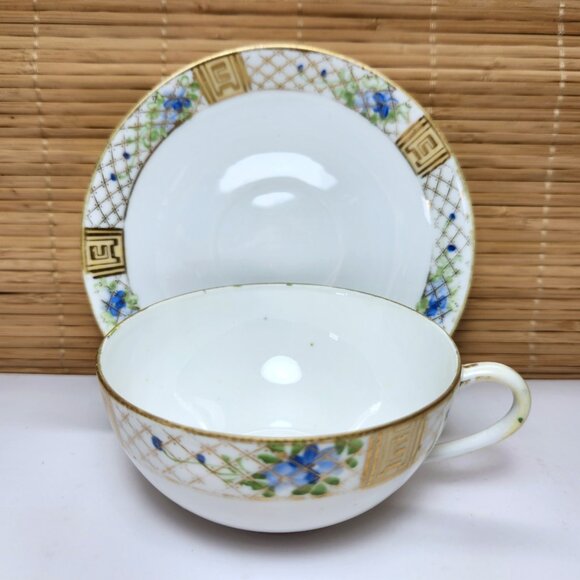 Nippon Teacup and Saucer Set Vintage Hand Painted Blue Flowers Gold Trim - Picture 10 of 11